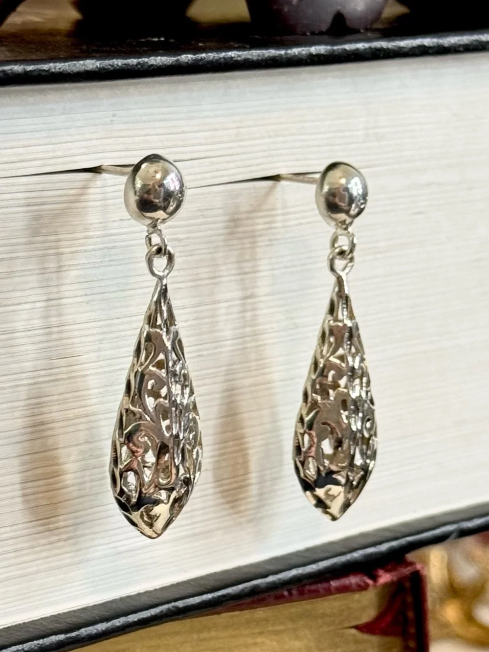 Vintage Sterling Silver Puffed Filigree Teardrop Earrings GI 925